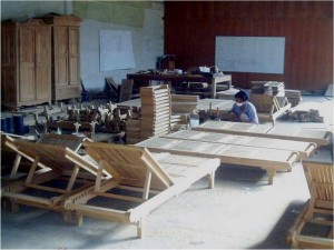 Solid Teak Wood Outdoor Garden Furniture Indonesia Manufacturer