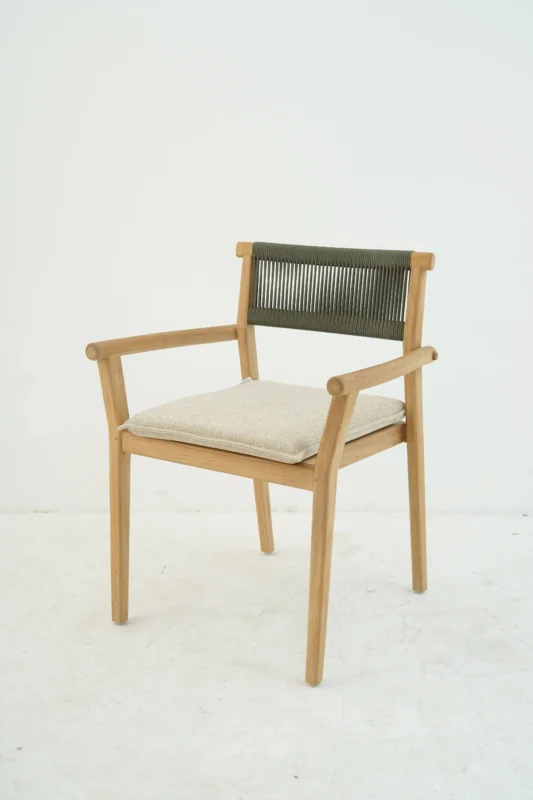 Slash Your Costs, Boost Your Margins: The Unbeatable ROI of Wholesale Furniture Partnerships!